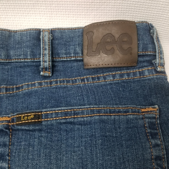 Lee Regular Fit Jeans - Picture 2 of 4